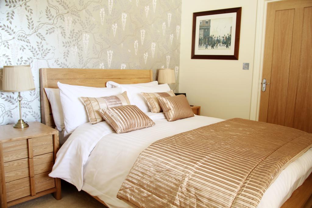 The Six Bells Bed & Breakfast Bourne Room photo